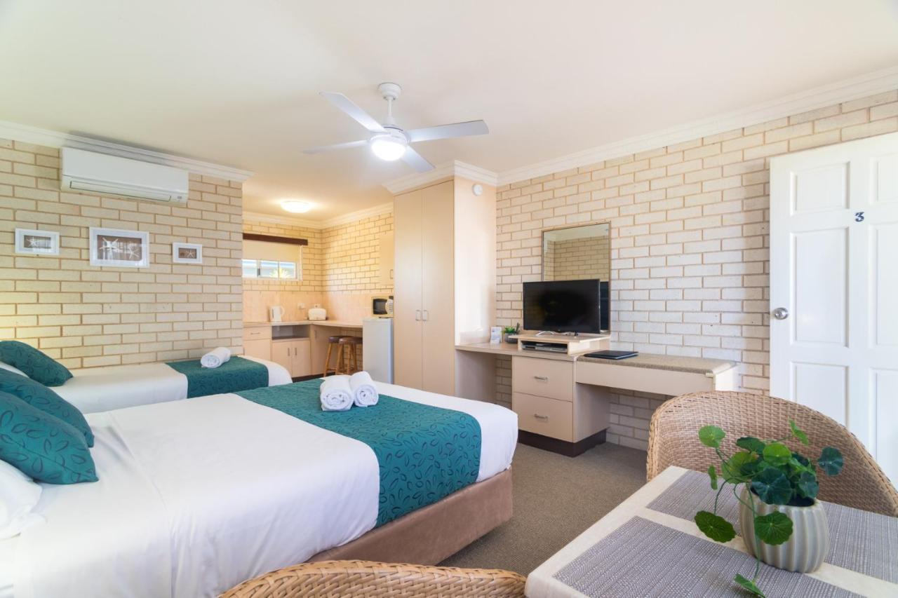 Santa Fe Motel And Holiday Units Lennox Head Exterior foto